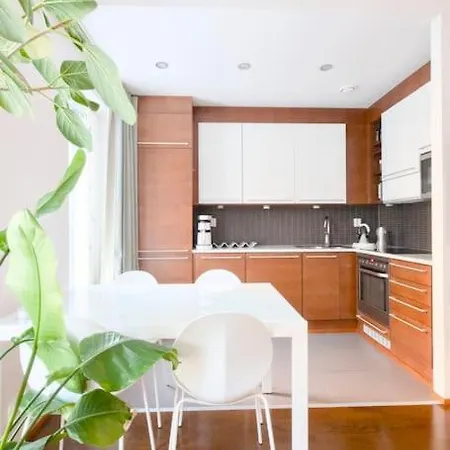 Ceaside 3br, Sauna, What S App - 0039-3-7-7 - 3-0-0 - 1-8-8-3 For Reservation - Central, 000 Sauna *