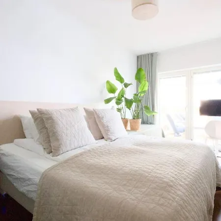 Appartement Ceaside 3br, Sauna, What S App - 0039-3-7-7 - 3-0-0 - 1-8-8-3 For Reservation - Central, 000 Sauna *